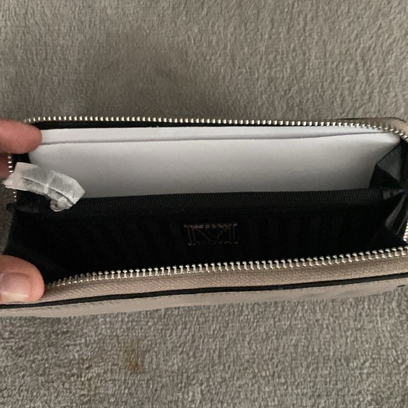 Victoria’s Secret Grey Wallet - Picture 5 of 7